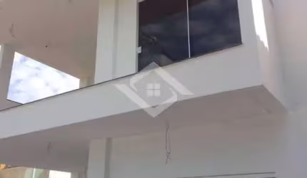 Casa Duplex de 4 Quartos para Venda no Recreio dos Bandeirantes com 180 m²