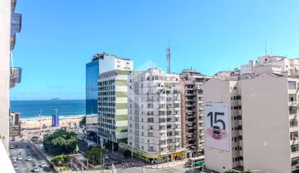 Apartamento Reformado e Mobiliado com Vista Mar em Copacabana - 3 Quartos