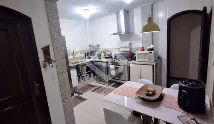 Apartamento 4 quartos ( 2 suítes) com 100 m², em condomínio - Campo Grande