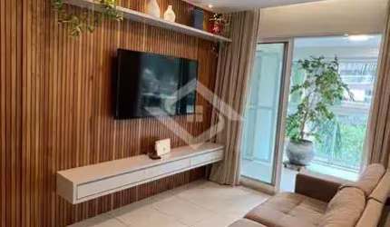 Apartamento de 2 Suítes com Varanda Gourmet no Alphagreen Barra da Tijuca