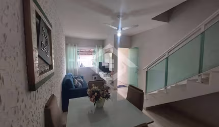 Casa triplex com duas suítes e terraço, Tingui,  Campo Grande