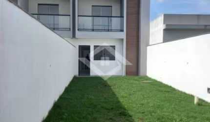 Casa dúplex. 3 qtos, 2 suítes. Garagem pedra de guaratiba RJ