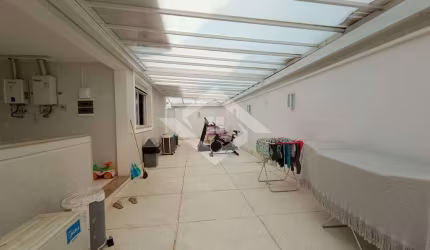 Casa de 4 suítes para alugar na Barra da Tijuca