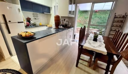 Casa com 2 dormitórios à venda, 72 m² por R$ 650.000,00 - Medeiros - Jundiaí/SP
