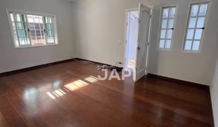Casa com 4 dormitórios para alugar, 236 m² por R$ 6.675,00/mês - Jardim Cica - Jundiaí/SP
