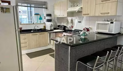 Casa com 3 dormitórios para alugar, 150 m² por R$ 3.690/mês - Jardim Pacaembu - Jundiaí/SP