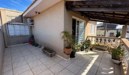 Casa à venda - Jardim Califórnia, Franca/SP