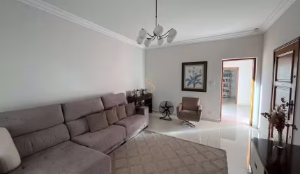 Casa à venda - São José, Franca/SP