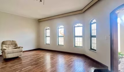 Casa à venda - São José, Franca/SP