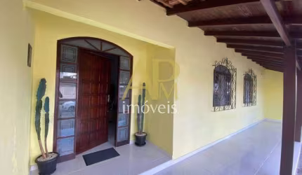 Casa à venda no bairro São Sebastião: 02 dormitórios / Palhoça - financia