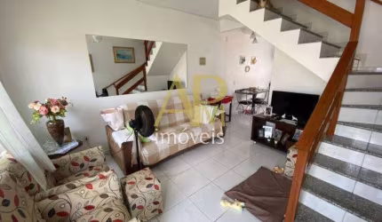 Sobrado à Venda com 02 dormitórios e área total de 125m²/ Ceniro Martins