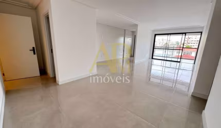 Apartamento à Venda com 03 suítes + SPA no Terraço no bairro Estreito