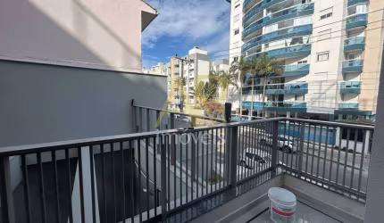 Apartamento à venda com 2 dormitórios, sendo 1 suíte - Estreito