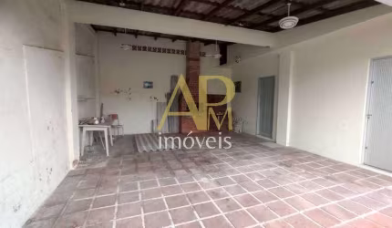 Terreno + edícula à venda: 300m², 200 metros do mar - Praia da Fora