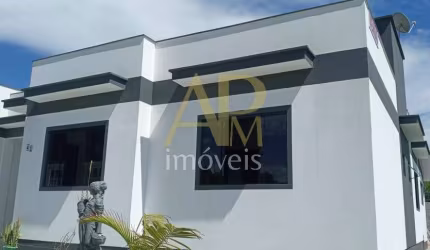 Casa à venda com 3 dormitórios (1 suíte) e churrasqueira em Biguaçu- 417m²