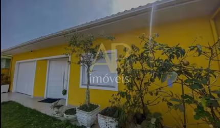Casa à venda: 4 dorm (2 suítes), área gourmet e financia na Praia João Rosa