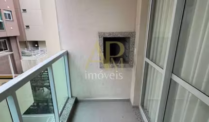 Apartamento à venda semimobiliado: 2 dorm (1 suíte) e vaga dupla- Centro/SJ