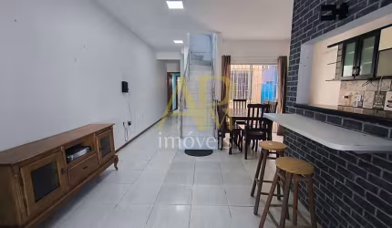 Casa Sobrado à venda com 4 dormitórios, sendo 2 suítes - Ceniro Martins/SJ