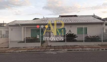 Casa à venda 3 dormitórios, sendo 1 suíte no Bairro Ipiranga/ São José