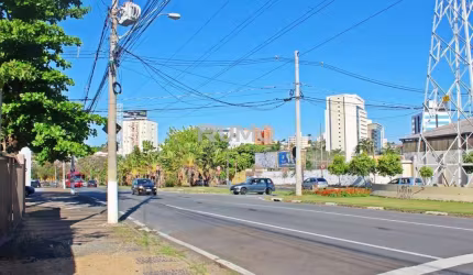 Terreno comercial à venda na Avenida Orosimbo Maia, 2609, Cambuí, Campinas por R$ 3.300.000