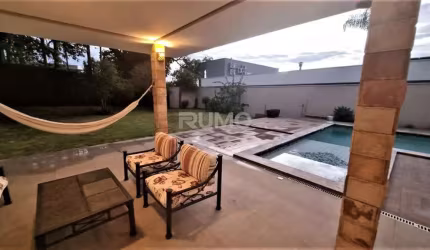 Casa em condomínio fechado com 4 quartos à venda na Rua Engenheiro Paulo de Campos Fessel, 351, Dois Córregos, Valinhos, 390 m2 por R$ 2.790.000