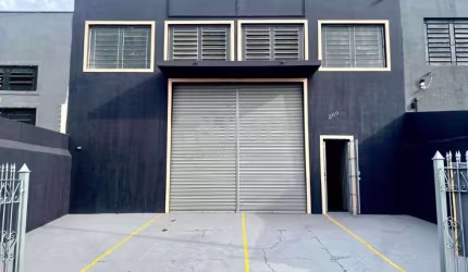 Barracão / Galpão / Depósito à venda na Rua José Casarini, 200, Jardim Nilópolis, Campinas, 210 m2 por R$ 950.000