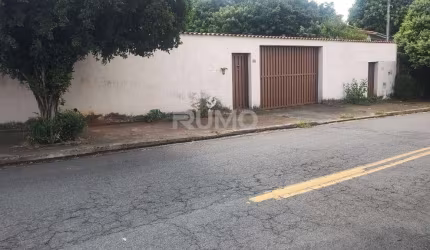 Terreno à venda na Rua Piquete, 661, Nova Campinas, Campinas por R$ 2.800.000