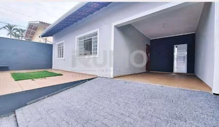 Casa com 3 quartos à venda na Rua Ermênio Oliveira Penteado, 267, Parque São Quirino, Campinas, 165 m2 por R$ 580.000