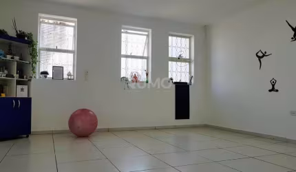 Casa com 3 quartos à venda na Rua Rio Grande do Sul, 269, São Bernardo, Campinas, 226 m2 por R$ 700.000