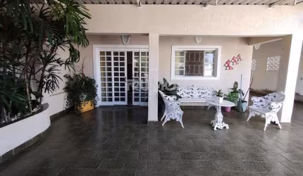 Casa com 3 quartos à venda na Rua Paraibuna, 445, Jardim Flamboyant, Campinas, 161 m2 por R$ 550.000