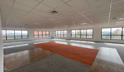 Sala comercial para alugar na Avenida Cambacica, 520, Parque dos Resedás, Campinas, 193 m2 por R$ 14.900
