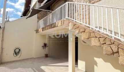 Casa com 4 quartos à venda na Rua Joaquim Theodoro Teixeira de Souza, 237, Vila Proost de Souza, Campinas, 240 m2 por R$ 690.000