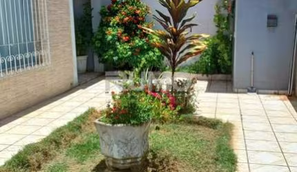 Casa com 3 quartos à venda na Rua Rubens Trefiglio, 247., Vila Nogueira, Campinas, 200 m2 por R$ 770.000