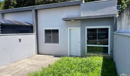 Casa com 2 dormitórios à venda, 60 m² por R$ 349.000 - Santo Antônio - São José dos Pinhais/PR