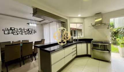 Sobrado com 3 dormitórios à venda, 235 m² por R$ 1.300.000,00 - Aristocrata - São José dos Pinhais/PR