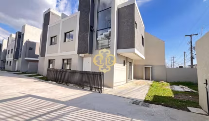 Sobrado com 3 dormitórios à venda, 105 m² por R$ 639.000,00 - Uberaba - Curitiba/PR