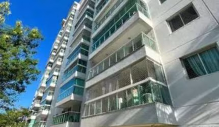 Apartamento para venda com 2 quartos e 1 suíte no Alphaville decorado com porteira fechada