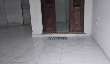 Alugo uma excelente Casa Jardim América