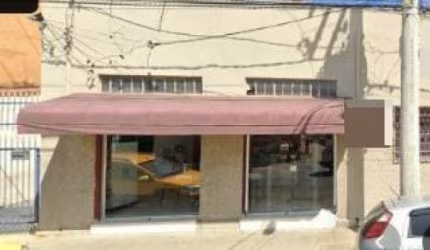 Casa + salão comercial ideal para comercio