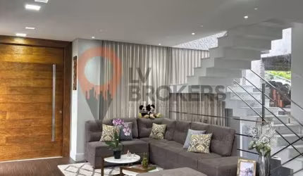 Casa de luxo em condomínio na Cidade Parquelandia, Mogi das Cruzes-SP: 5 quartos, 4 suítes, 3 salas, 5 banheiros.