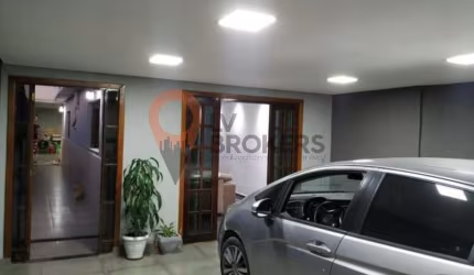 SOBRADO A VENDA EM SUZANO COM 3 QUARTOS 2 SUITES 2 VAGAS CENTRO SUZANO OPORTUNIDADE