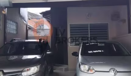 casa à venda em Suzano-SP, Jardim Santa Lúcia: 3 quartos, 1 suíte, 2 salas, 3 banheiros e 110m².