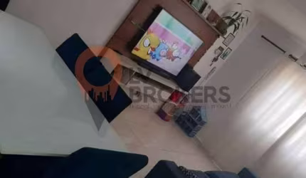 Casa em Condomínio à Venda em Jundiapeba, Mogi das Cruzes-SP: 2 Quartos, 1 Sala, 2 Banheiros, 1 Vaga, 72m²