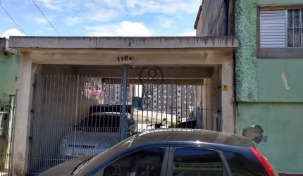 Casa térrea em terreno de 5,20 x 21,50 , 2 quartos, 2 vagas e quintal  à venda, Cidade Continental,