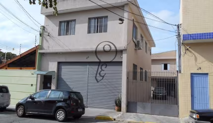 Prédio de 2 andares e casa nos fundos  à venda, Vila Liviero, São Paulo, SP