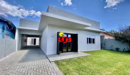 Imóvel com piscina na Zona Nova