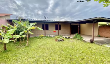 Residencia proximo da Av. da Plataforma