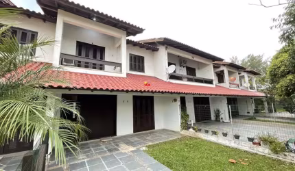 Casa para moradia e/ou veraneio na praia de Tramandaí