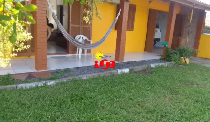 Casa com Piscina em Imbé