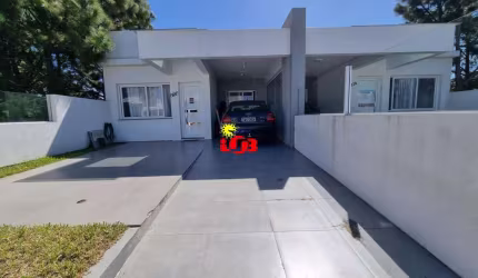 Linda residência localizada em Imbé !!